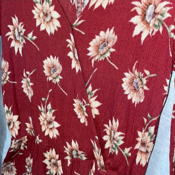 Forever 21 Long Sleeve Floral Romper Small - Picture 5 of 14